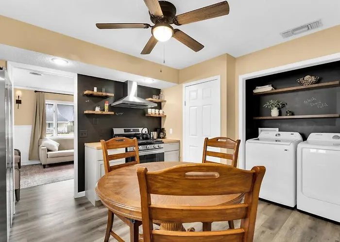 Small Cozy Ranch * Rantoul